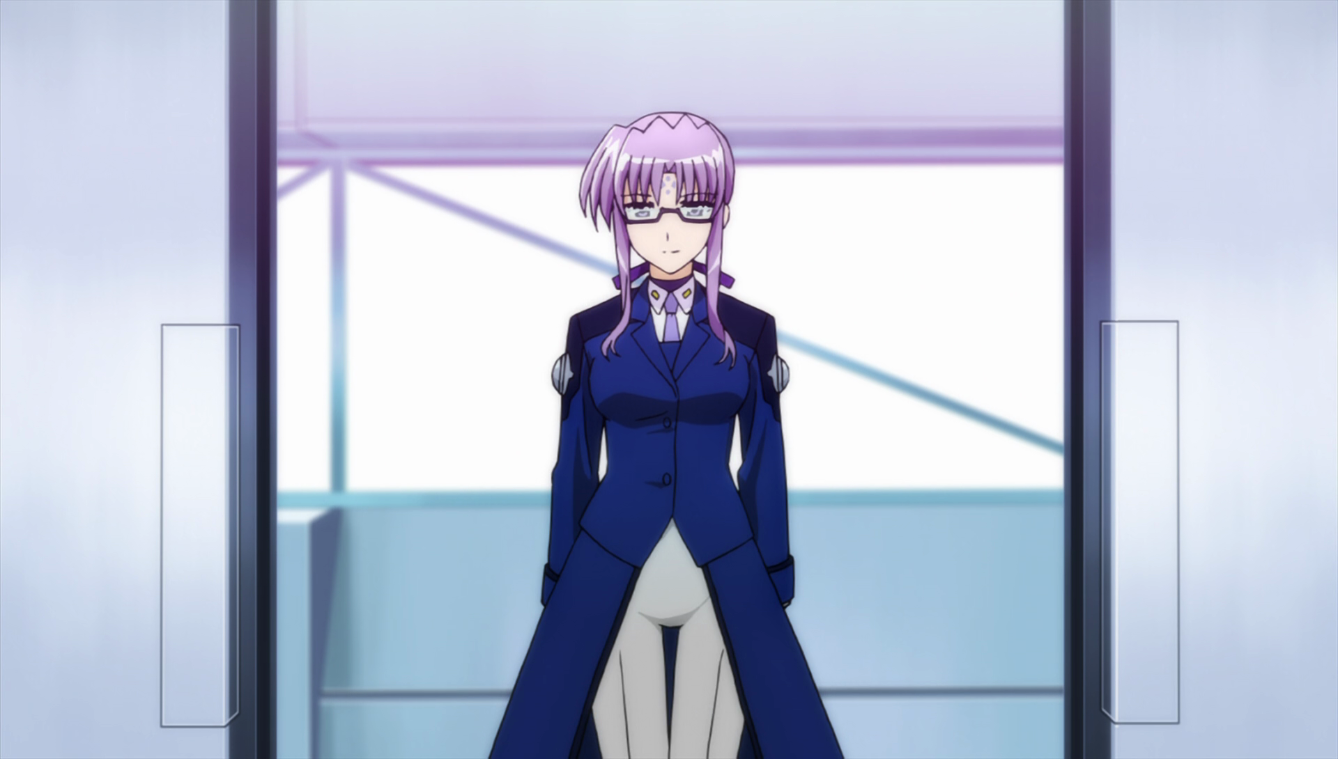 Leti Lowran - Full Body