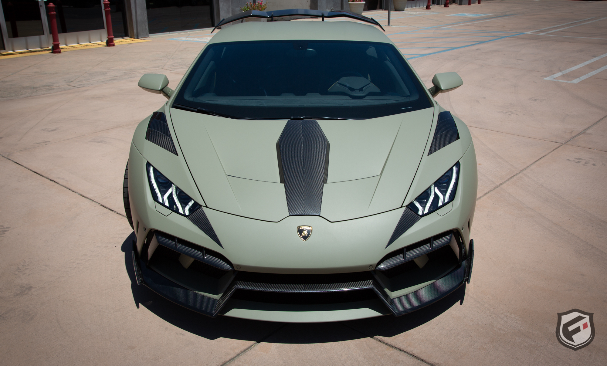 Lambo - Full Body