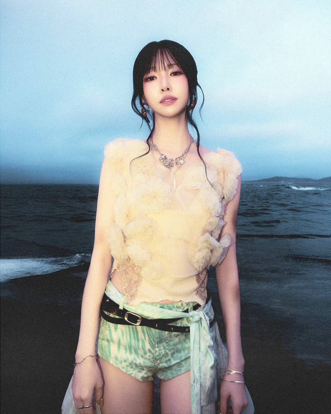Yuju - Full Body