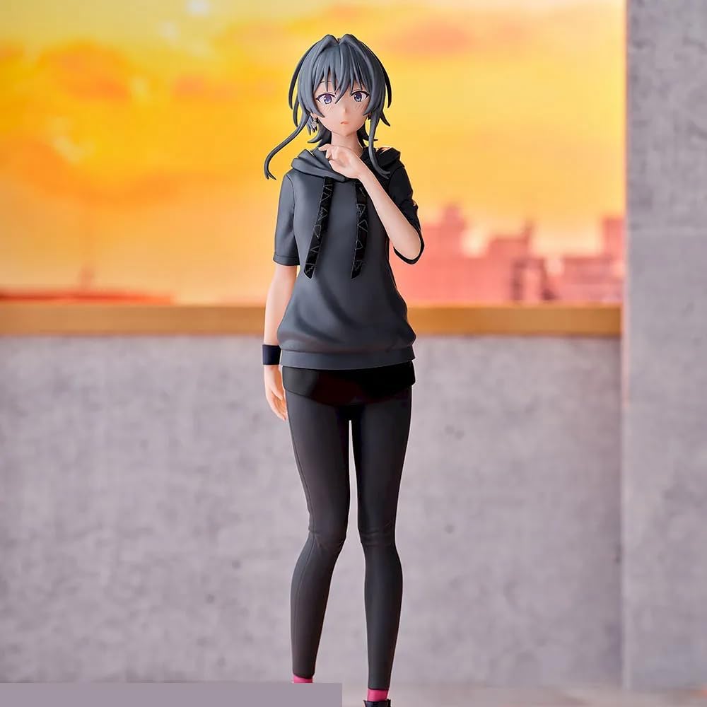 Asanagi Yori - Full Body